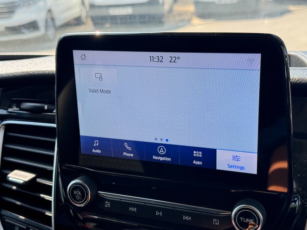 Ford Transit Custom AUTO Crew Cab SWB L1H1 320 Sport Air Con Camera Nav NO VAT SELECT 36