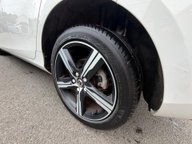 Volvo V40 T2 R-DESIGN 16