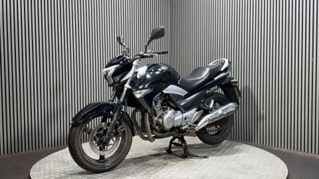 Suzuki Inazuma GW 2013 13K GOOD RUNNING PROJECT BIKE SPARES OR REPAIR 250CC A2 6