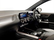 Mercedes-Benz GLA 2.0 GLA200d AMG Line (Premium) SUV 5dr Diesel 8G-DCT Euro 6 (s/s) (150 ps) 15
