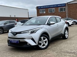 Toyota C-HR 1.8 C-HR Icon HEV CVT 5dr 1