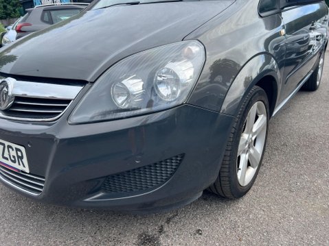 Vauxhall Zafira 1.8 16V Exclusiv Euro 5 5dr 10