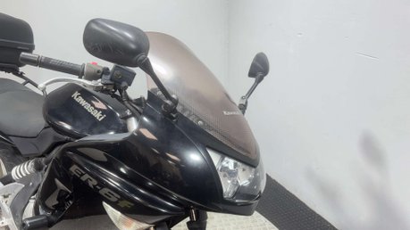 Kawasaki Er ER6 2007 ONLY 12K PROJECT BIKE SPARES OR REPAIR 650CC A2 20