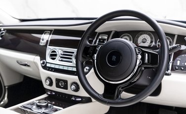 Rolls-Royce Wraith 9