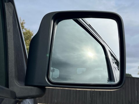 Suzuki Jimny SZ4 39