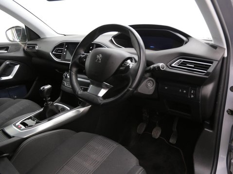 Peugeot 308 1.2 PureTech GPF Allure Euro 6 (s/s) 5dr 20