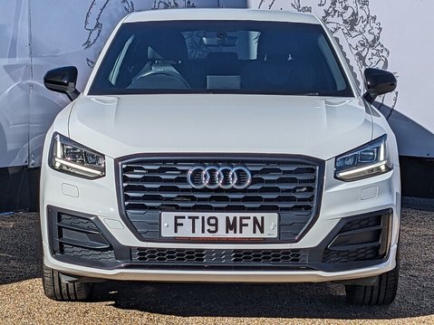 Audi Q2 TDI BLACK EDITION