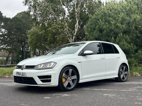Volkswagen Golf 2.0 TSI BlueMotion Tech R Hatchback 5dr Petrol DSG 4Motion Euro 6 (s/s) (30 19