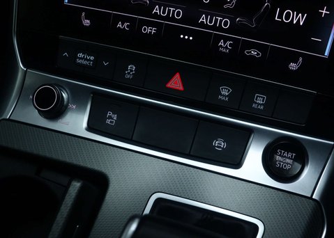 Audi A6 2.0 TFSIe 50 Sport Saloon 4dr Petrol Plug-in Hybrid S Tronic quattro Euro 6 33