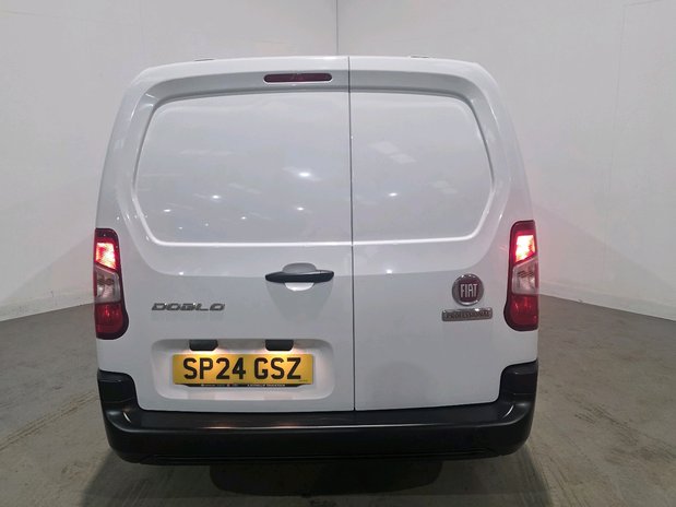 Fiat Doblo DOBLO MAXI L2 DIESEL 1.5 Blue hdi 1000kg Van 3
