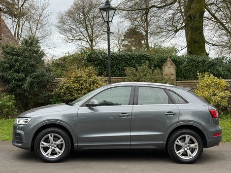 Audi Q3 TDI QUATTRO SE 2