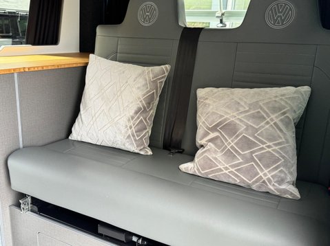 Volkswagen Transporter T28 TDI P/V HIGHLINE 47