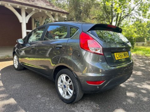 Ford Fiesta ZETEC 21