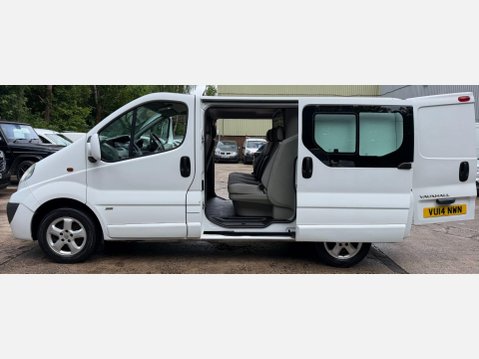 Vauxhall Vivaro 2.0 2900 CDTi Sportive Crew Van 5dr Diesel Manual FWD L1 (195 g/km, 113 bhp 11