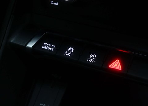 Audi Q3 1.5 Q3 Black Edition 35 TFSI MHEV Semi-Auto 5dr 31