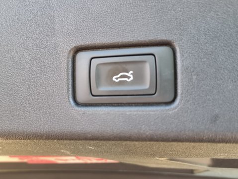 Audi Q4 SPORT 25