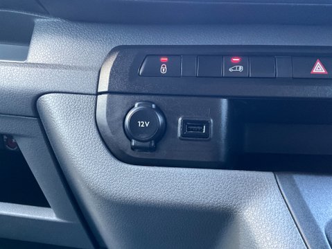 Vauxhall Vivaro L2H1 F2900 DYNAMIC S/S 30