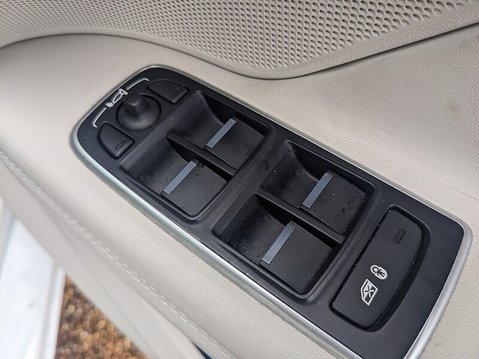 Jaguar XF PORTFOLIO 21