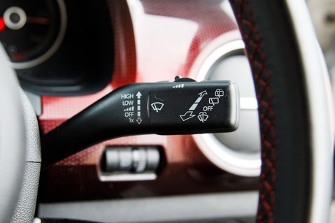Volkswagen Up GTI 14