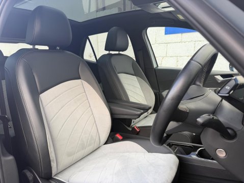 Volkswagen ID.3 Pro Performance 58kWh Family Auto 5dr 67