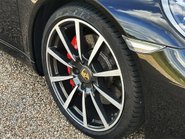 Porsche 911 C2S CONVERTIBLE 37