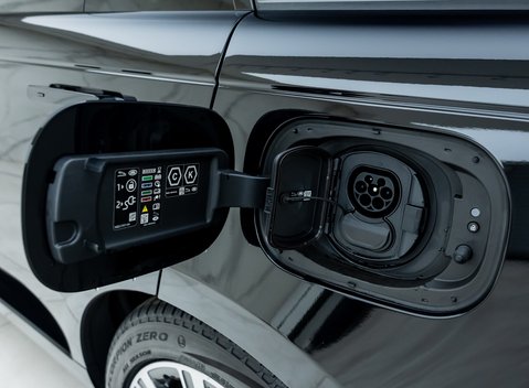 Land Rover Range Rover P460e Autobiography LWB 35