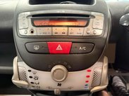Citroen C1 1.0i VTR Euro 5 3dr 17