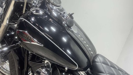 Harley-Davidson Softail HARITAGE FLSTC 1690 2013 CUSTOM BUILD SHOW BIKE LOW CRUISER 23