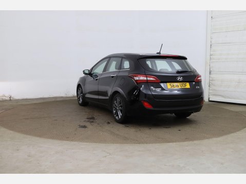 Hyundai i30 1.6 CRDi Blue Drive Premium Tourer DCT Euro 6 (s/s) 5dr 4