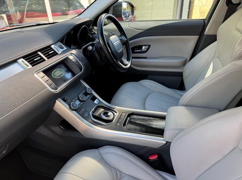 Land Rover Range Rover Evoque TD4 SE TECH 22