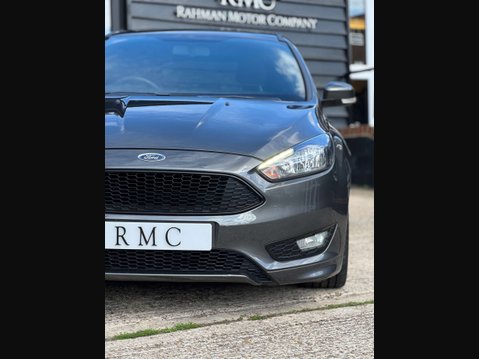 Ford Focus 1.0T EcoBoost ST-Line Hatchback 5dr Petrol Manual Euro 6 (s/s) (140 ps) 6