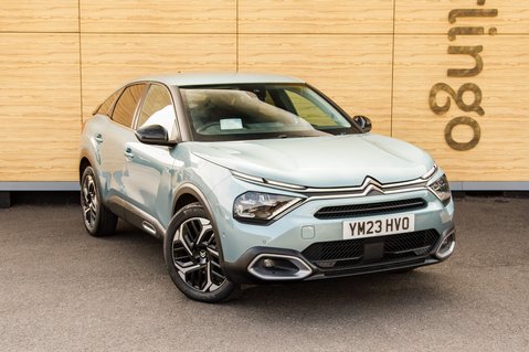 Citroen C4 PURETECH SHINE PLUS S/S EAT8 1