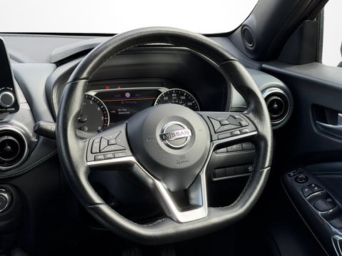 Nissan Juke 1.0 DiG-T 114 N-Connecta 5dr 15