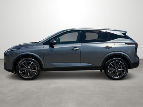 Nissan Qashqai 1.3 DiG-T MH 158 Tekna 5dr 7
