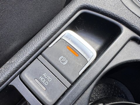 Volkswagen Touran 2.0 TDI SE Family Euro 6 (s/s) 5dr 28