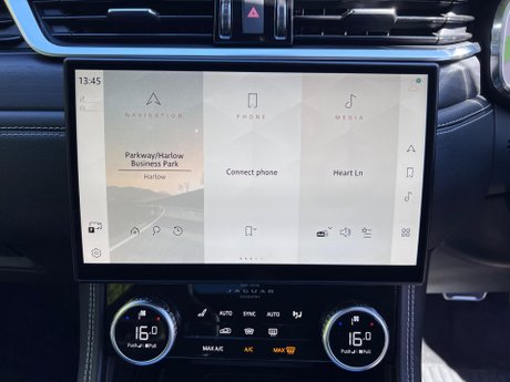 Jaguar F-Pace 2.0 D200 MHEV R-Dynamic HSE Black Auto AWD Euro 6 (s/s) 5dr 81