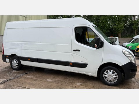 Renault Master 2.3 dCi 35 Panel Van 5dr Diesel Manual FWD LWB Medium Roof Euro 4 (100 ps) 26