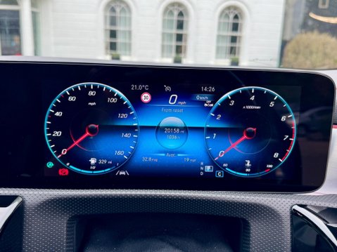 Mercedes-Benz CLA Class 1.3 CLA180 AMG Line Night Edition (Premium Plus) Coupe 7G-DCT Euro 6 (s/s) 34