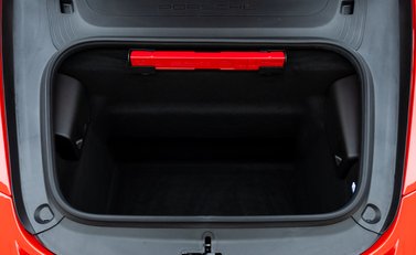 Porsche 911 GT3 (991.2) 35