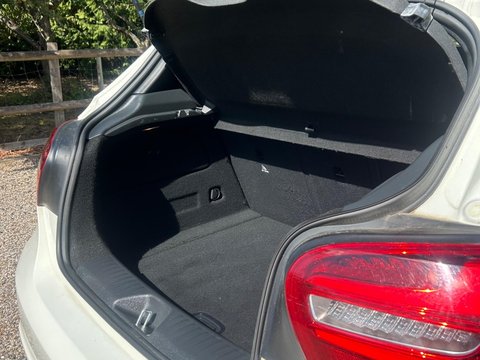 Mercedes-Benz A Class 2.1 A200d AMG Line (Premium) 7G-DCT Euro 6 (s/s) 5dr 36