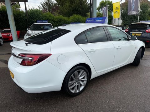 Vauxhall Insignia 2.0 CDTi ecoFLEX SRi Nav Euro 5 (s/s) 5dr 14