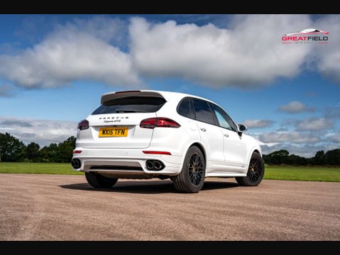 Porsche Cayenne 21