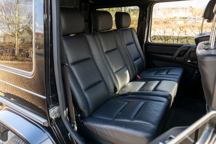 Mercedes-Benz G Series G350 BLUETEC 38