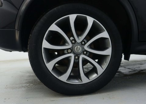 Nissan Juke 1.6 Tekna SUV 5dr Petrol XTRON Euro 6 (117 ps) 14