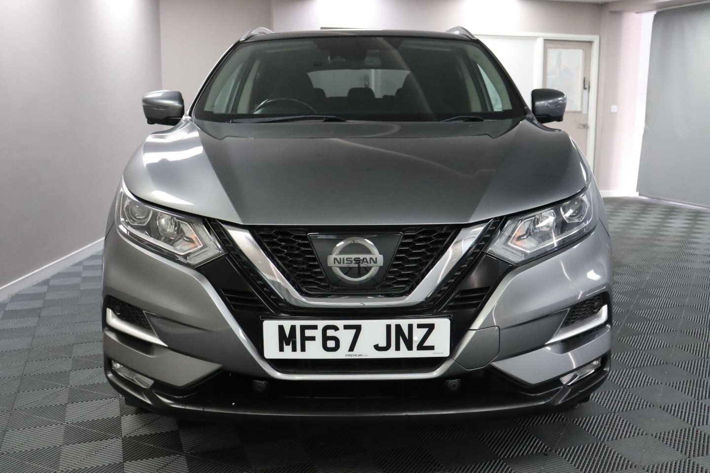 2017 Nissan Qashqai — image 2