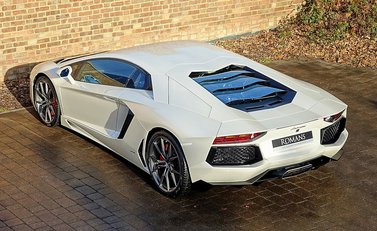 Lamborghini Aventador LP 700-4 18