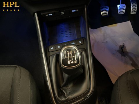 Hyundai BAYON 1.0 T-GDi MHEV Premium SUV 5dr Petrol Hybrid Manual Euro 6 (s/s) (100 ps) A 17