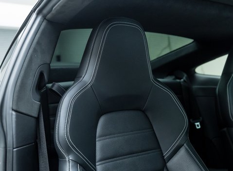 Porsche 911 Turbo S (992) 15