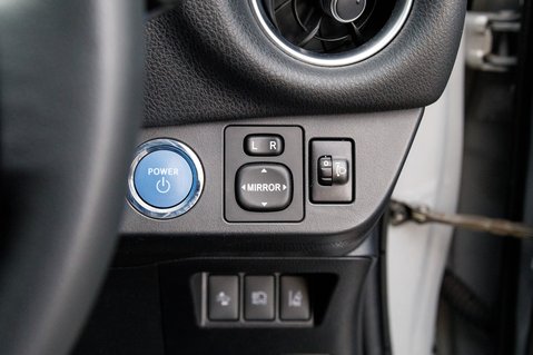 Toyota Yaris VVT-I EXCEL 15