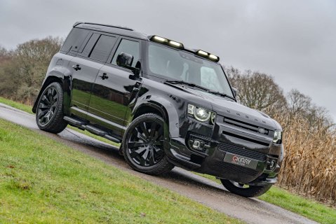 Land Rover Defender D300 X-Dynamic HSE URBAN 19